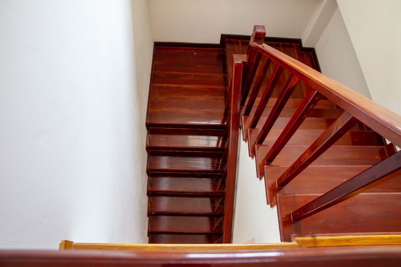 Stairs Refinishing